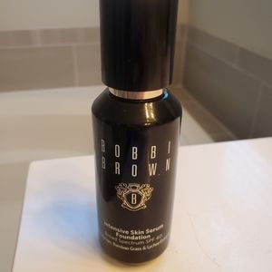Bobbi Brown Intensive Skin Serum Foundation